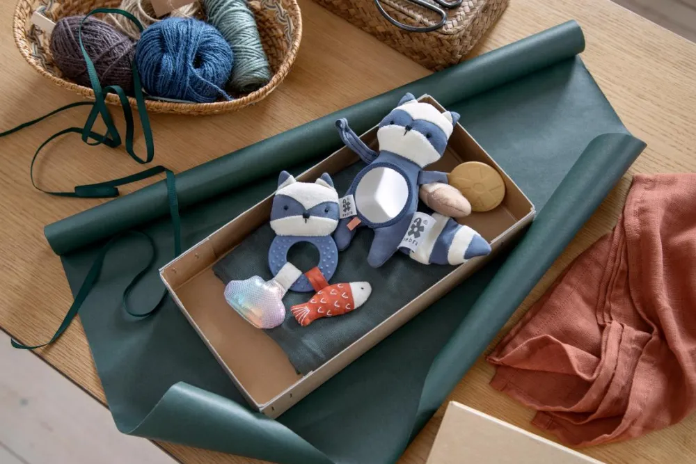 activity_mini_rattle_rebe_1.webp Kids Sebra Interior Baby Toys>Activity mini rattle, Rebel the racoon – Sebra