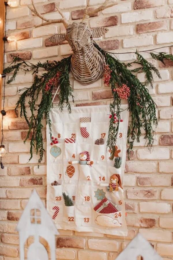 Kids Kikadu Christmas Toys | Wall Rugs>Advent Calendar Polar Bear –