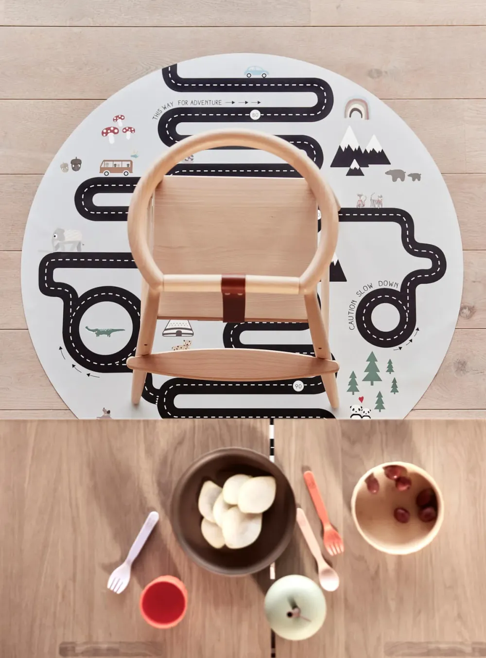 adventure_chair__playmat__1.webp Kids OYOY Mini Rugs And Playmats | Dinnertime>Adventure Chair & Playmat – OYOY