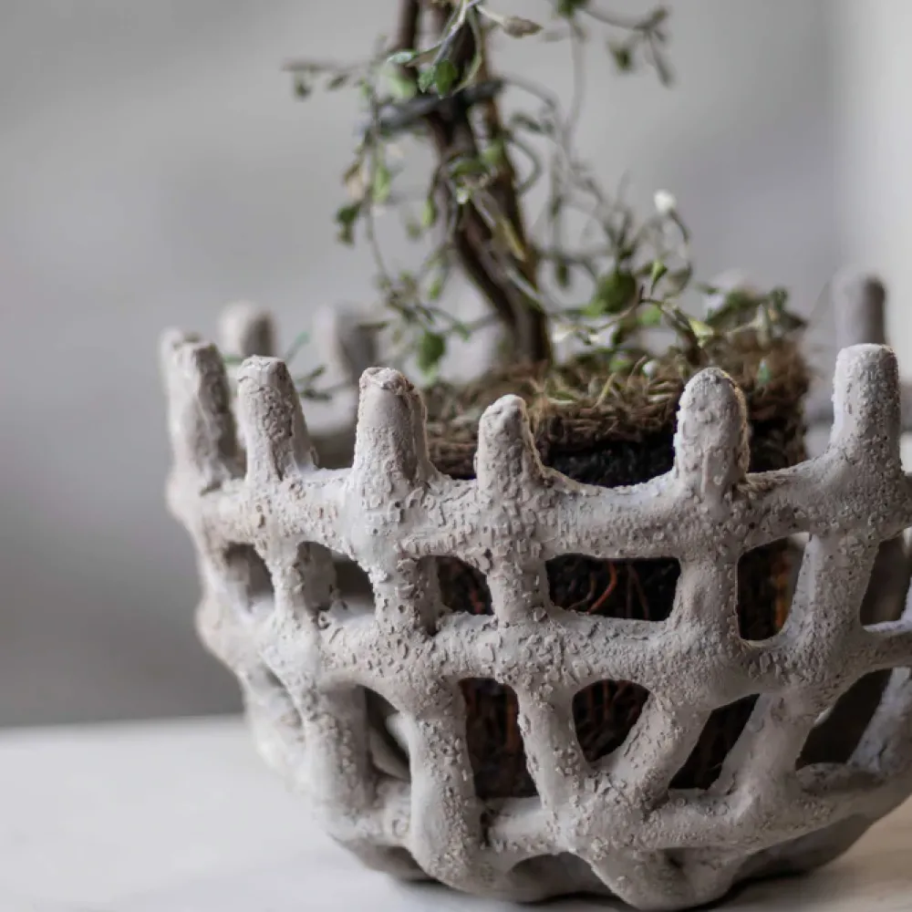 art_piece_braided_bowl__m_1.webp Mette Ditmer Design Figures | Ceramics And Vases>Art Piece Braided Bowl –