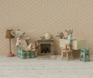 Kids Maileg Doll Accessories | Cuddly Toys>Baby mice, twins in box –
