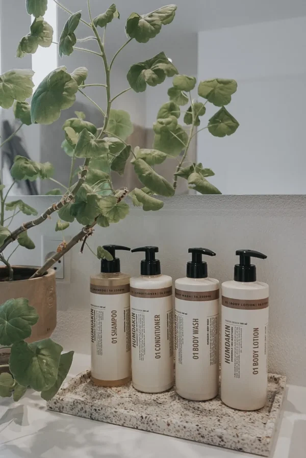 Humdakin Wellness & Beauty | Cleaning Items>01 Body wash 500 ml – chamomile and sea buckthorn –