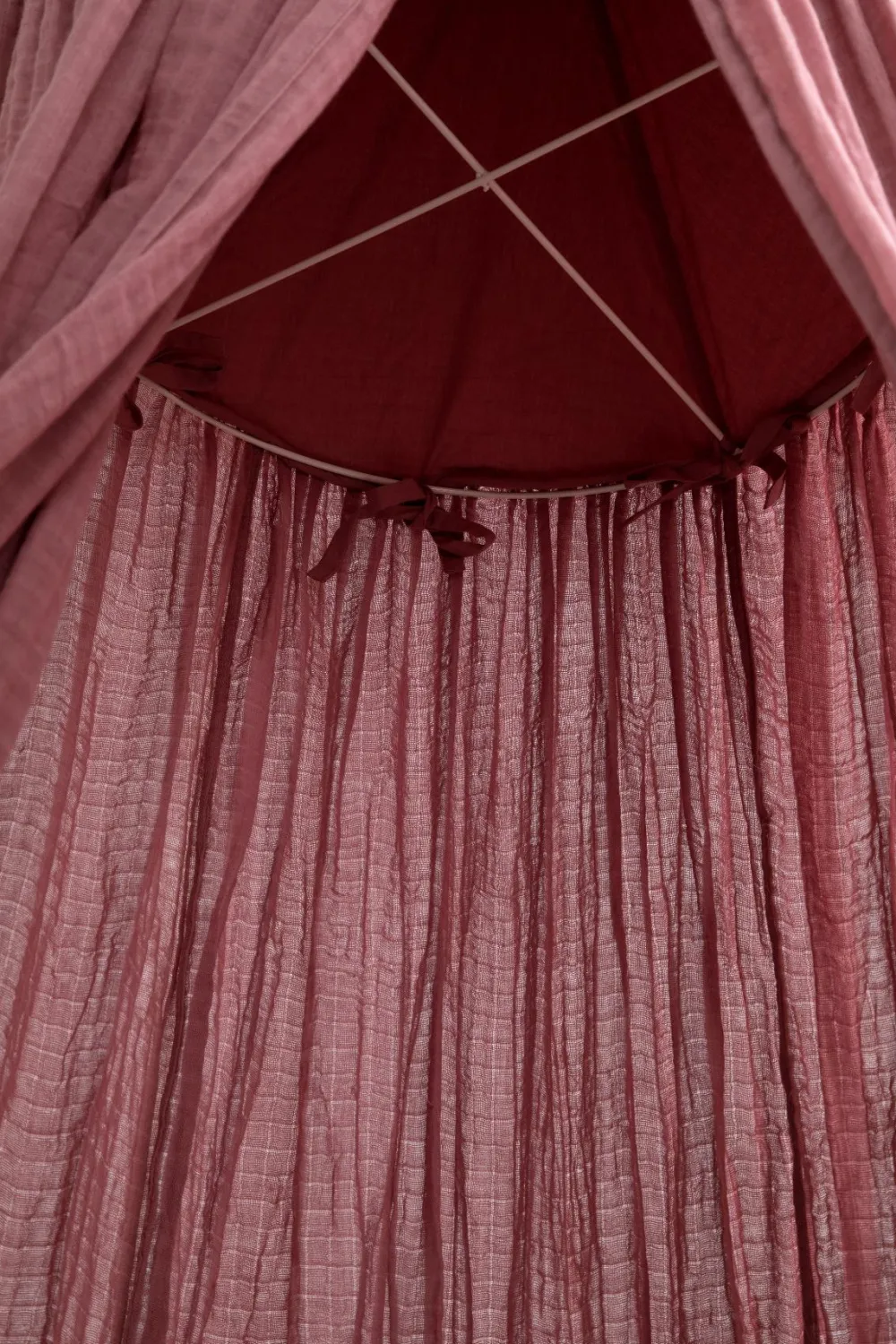 canopy_blossom_pink__sebr_1.webp Kids Sebra Interior Bed Canopies>Canopy, blossom pink – Sebra