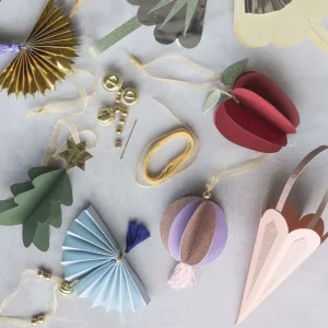 Kids Kit Company Christmas Toys | Creativity>Christmas Paper Clip DIY –