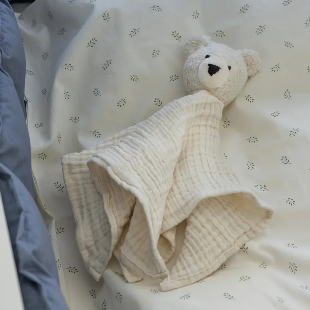 comfort_cloth_beary__sebr_1.webp Kids Sebra Interior Baby Toys>Comfort Cloth, Beary – Sebra