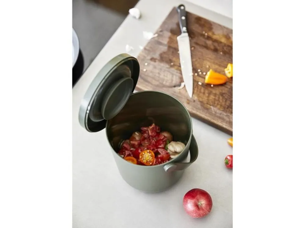 compost_bin_circular_l_bl_2.webp Zone Denmark Kitchen>Compost Bin Circular 3L, Black –