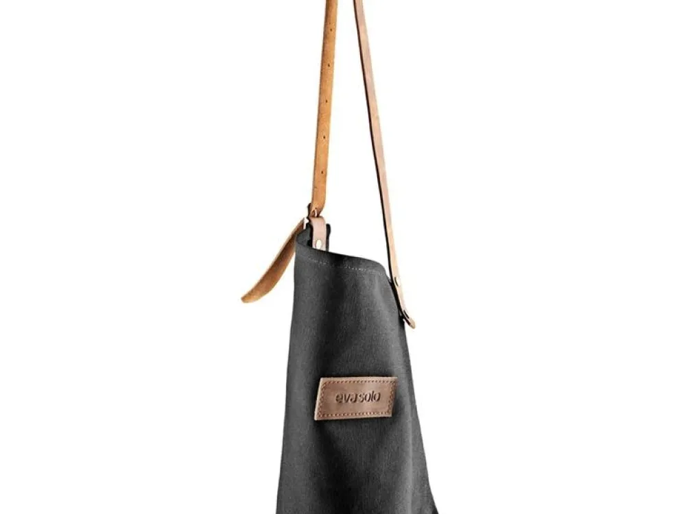 cooking_apron_in_canvas___1.webp Eva Solo Kitchen>Cooking Apron in canvas & leather –