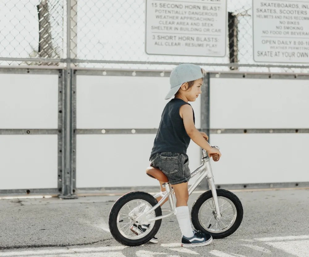 first_go_chrome__banwood_2.webp Kids Banwood Outdoor Toys>First GO! Chrome –