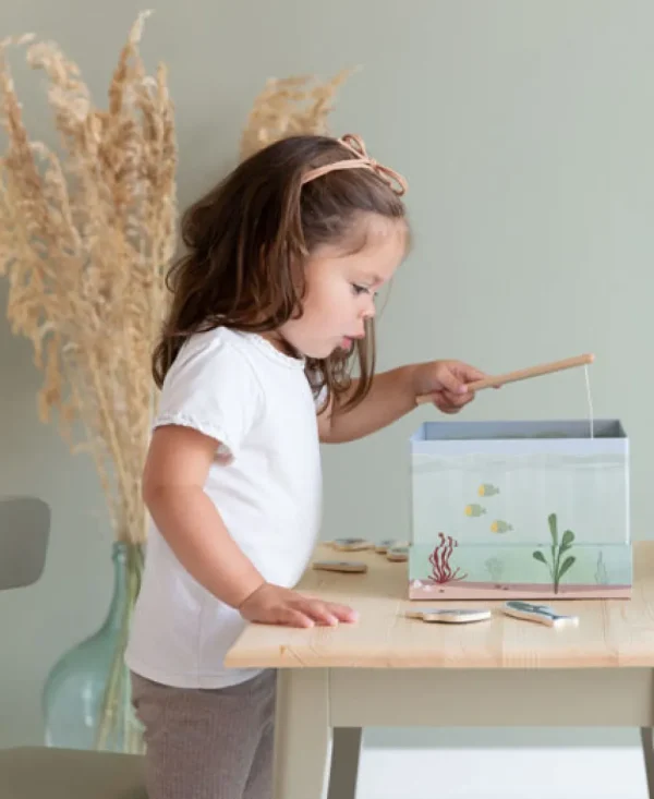 Kids Little Dutch Games And Puzzles>Fishing game –