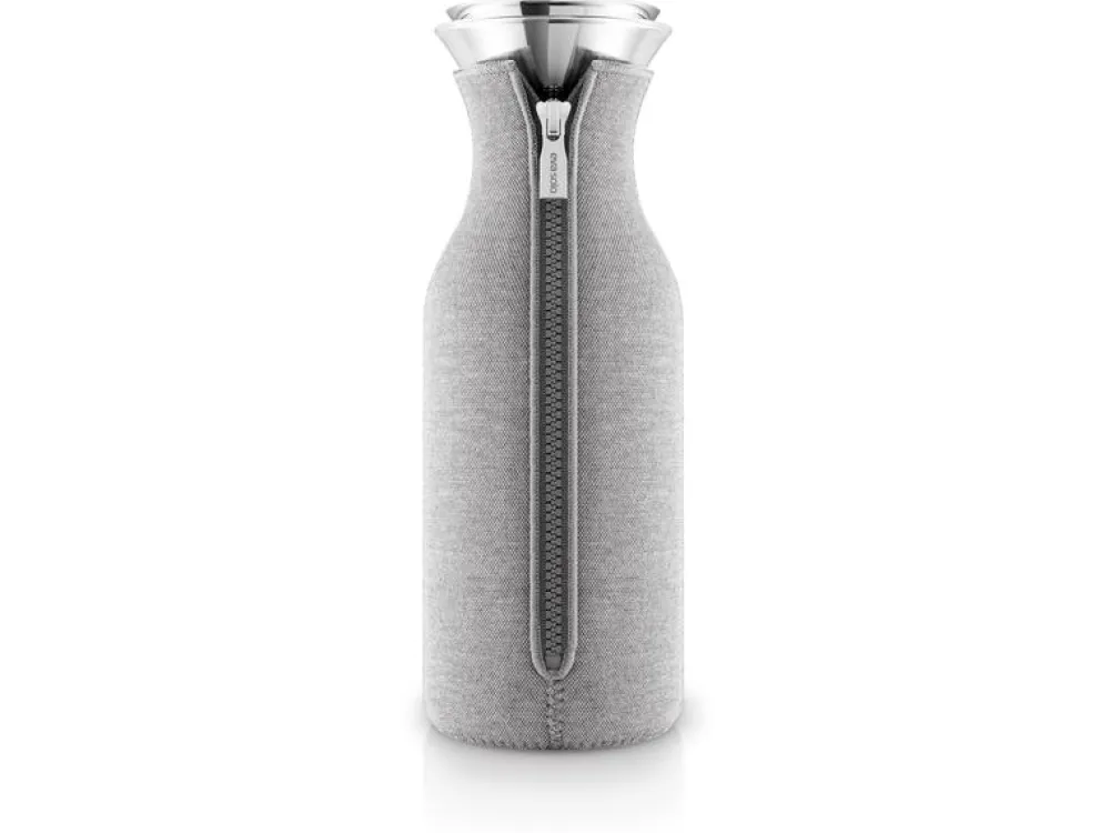 fridge_carafe_l_grey__eva_0.webp Nordichaus Kitchen>Fridge Carafe, 1L Grey – Eva Solo