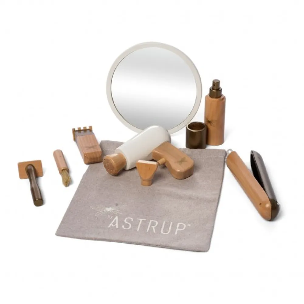 hair_dresser_set___parts__0.webp Kids By Astrup Wooden Toys | Christmas Toys>Hair dresser set – 9 parts –