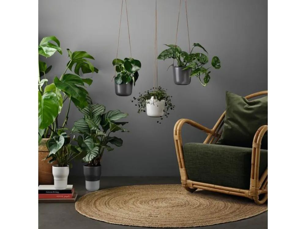 hanging_flowerpot___cm_wh_1.webp Eva Solo Ceramics And Vases | Outdoor>Hanging flowerpot Ø 15 cm, White –