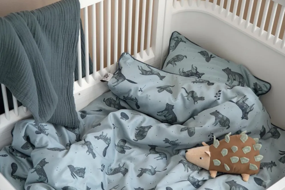 junior_bedding_nightfall__1-1.webp Kids Sebra Interior Baby And Kids Bedding>Junior Bedding Nightfall, hazy blue – Sebra