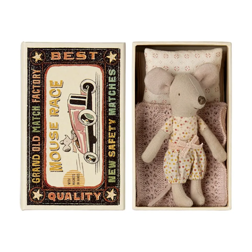 little_sister_mouse_in_ma_0.webp Kids Maileg Doll Accessories>Little sister mouse in matchbox –