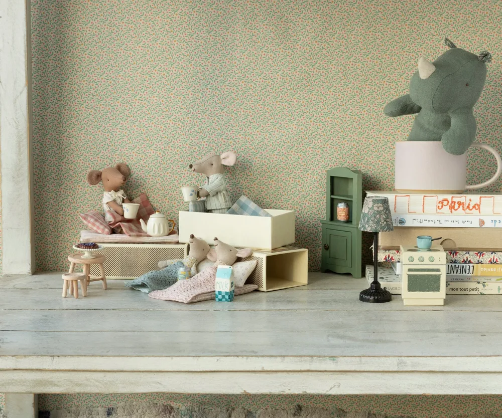 little_sister_mouse_in_ma_1.webp Kids Maileg Doll Accessories>Little sister mouse in matchbox –