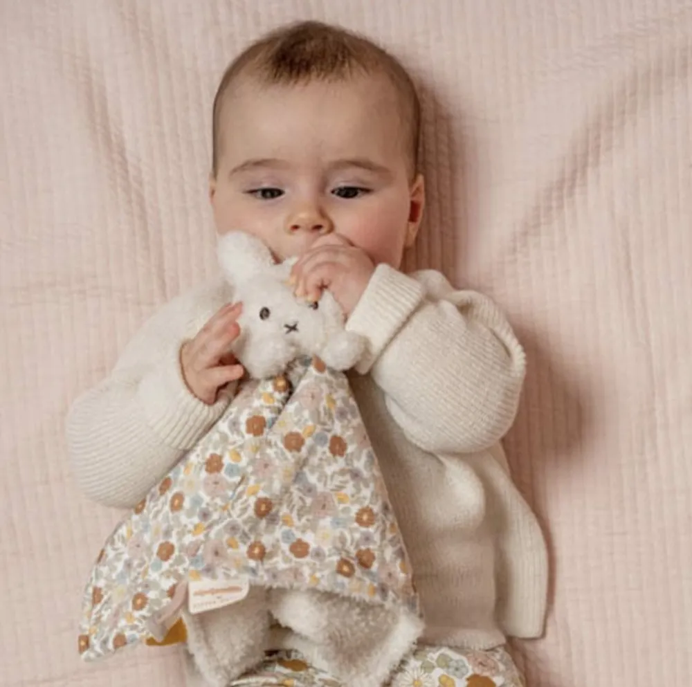 miffy_cuddle_cloth_vintag_1.webp Kids Little Dutch Baby Toys>Miffy Cuddle Cloth Vintage Little Flowers –