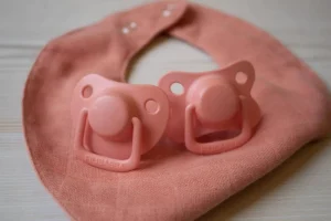 Kids FILIBABBA Pacifiers And Boxes>Pacifiers 2-pack, Coral 0-6 months –