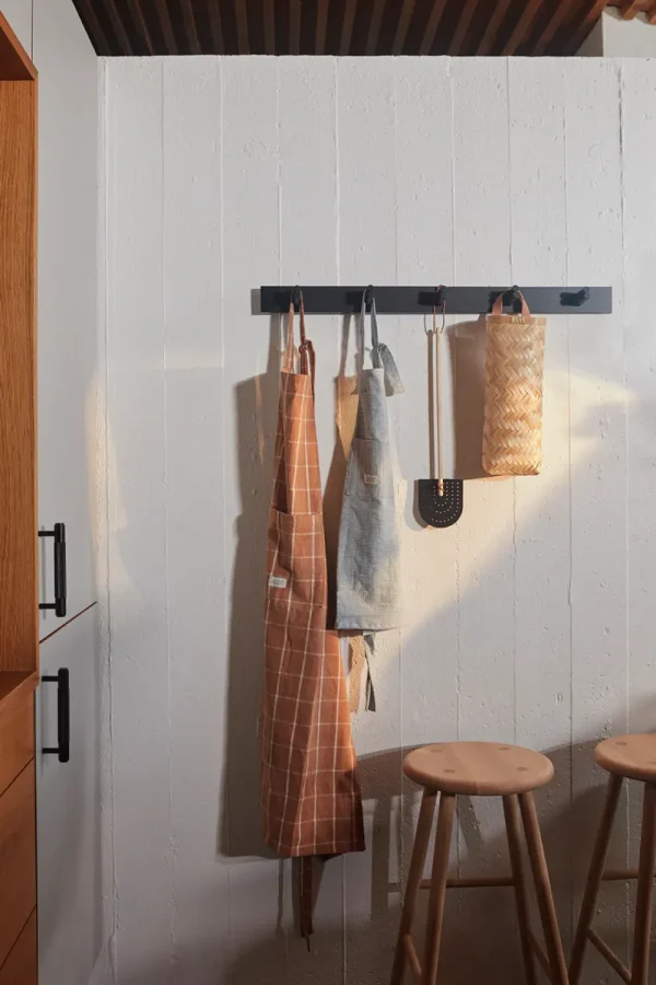 OYOY Kitchen | Cleaning Items>Rainbow Flyswatter, Brown –