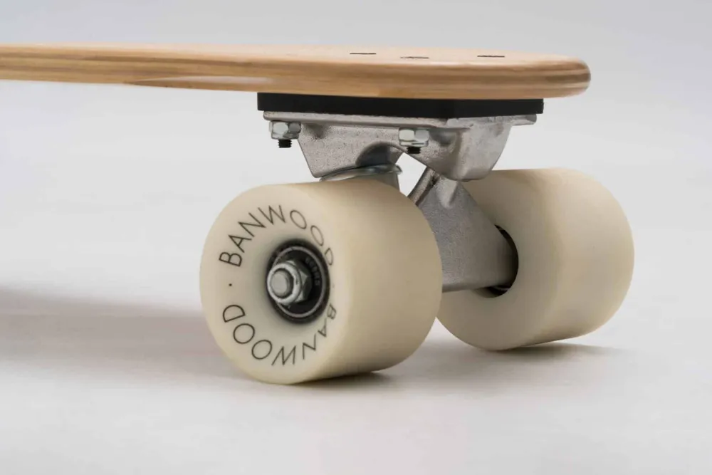 skateboard_natural__banwo_1.webp Kids Banwood Bikes, Scooters And Helmets | Balance Toys>Skateboard Natural –