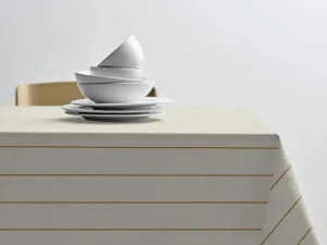 Södahl Textiles | Kitchen>Tablecloth Line 140 x 270 cm, Cream/Gold –