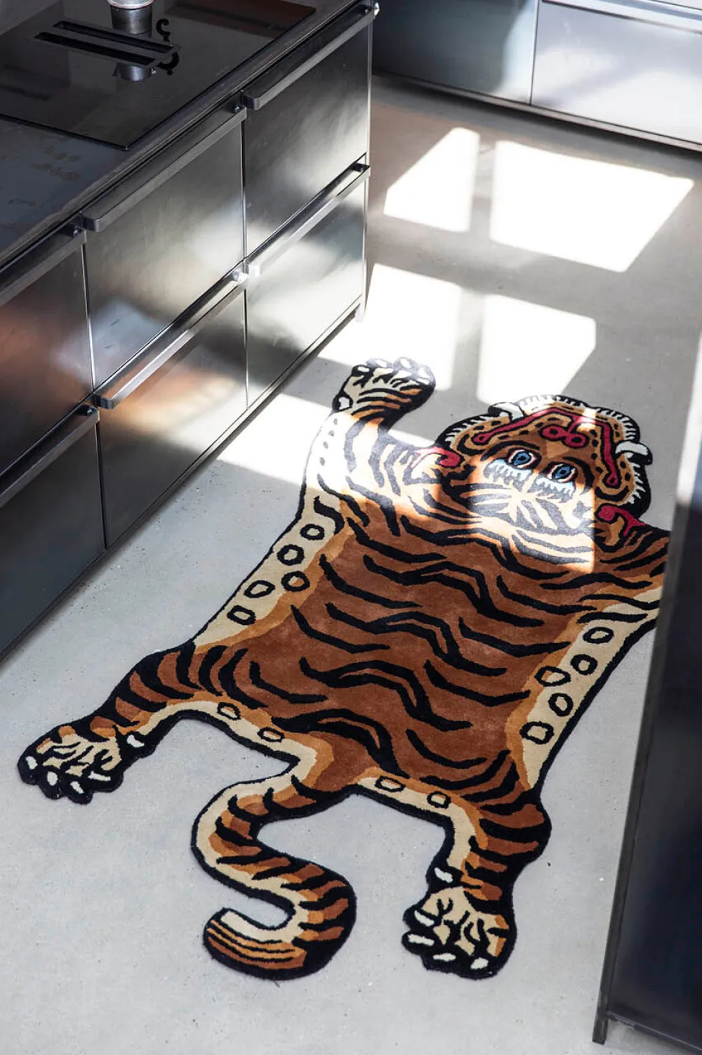 tiger_rug_large__x__cm__b_2.webp Kids Bongusta Rugs And Playmats | Wall Rugs>Tiger Rug Large 115 x 190 cm –
