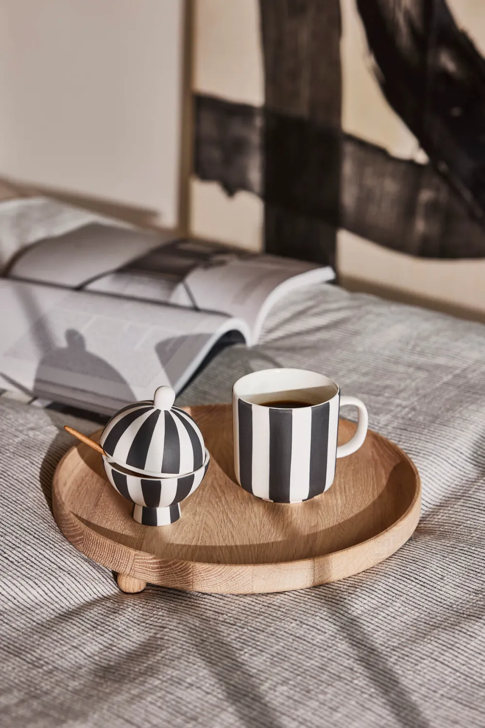 toppu_mug_black__white__o_1.webp OYOY Kitchen>Toppu Mug Black / White –