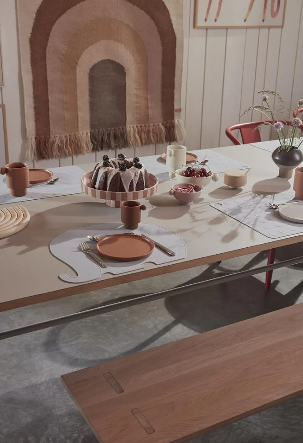 toppu_tray_large_rose__ca_2.webp OYOY Ceramics And Vases | Kitchen>Toppu tray large, rose / caramel –