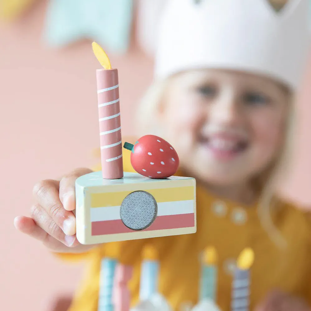 wooden_birthday_cake_pink_3.webp Kids Little Dutch Wooden Toys | Play Food>Wooden birthday cake Pink, 26-pcs –